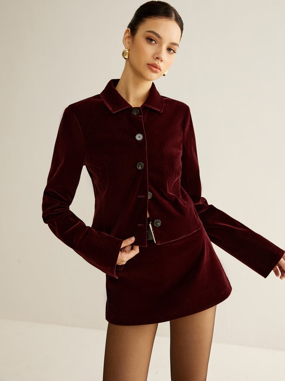 Commense Velvet Lapel Short Blazer